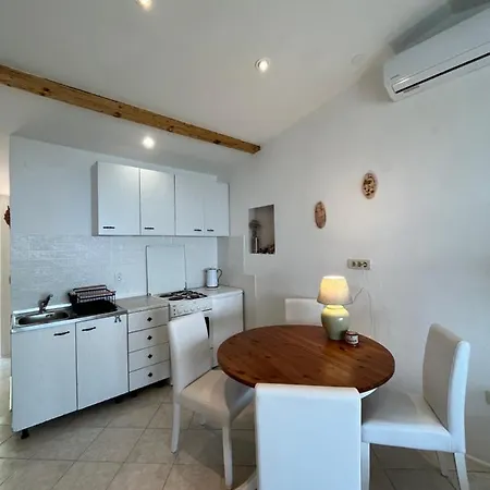 Studio Apartment Ivan Dolac Buitenkant foto